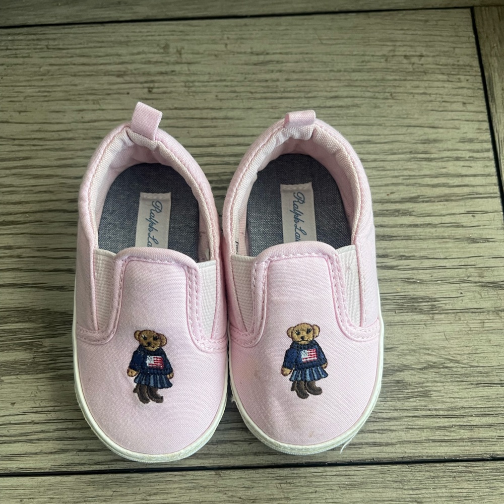 Ralph Lauren girls shoes size 4